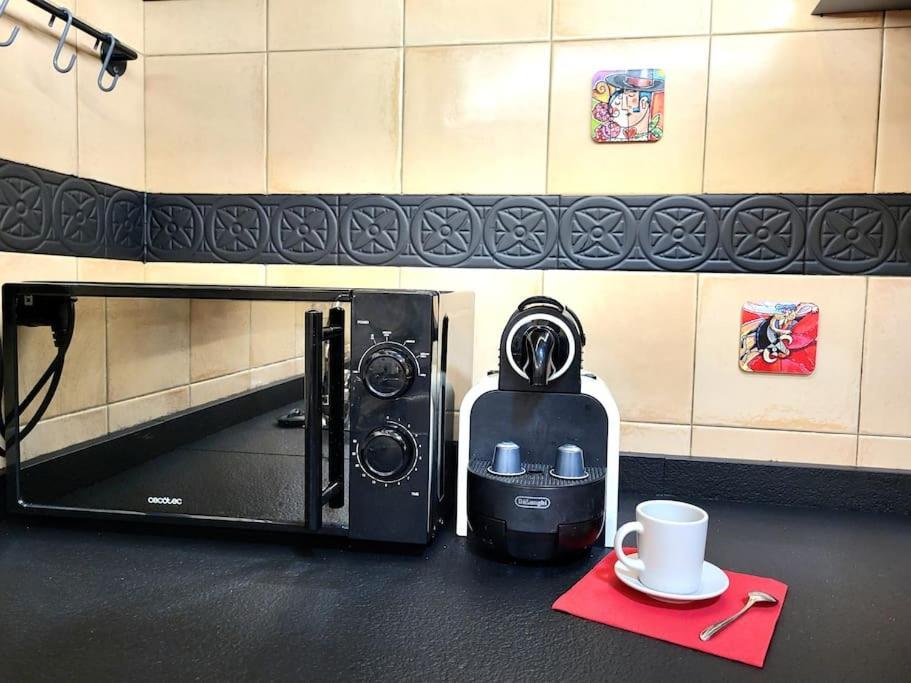 Flamenco, Apartamento Exclusivo De Dos Habitaciones En El Pleno Del Casco Antiguo, Alicante, Playa, Centro Historico, Rambla 외부 사진